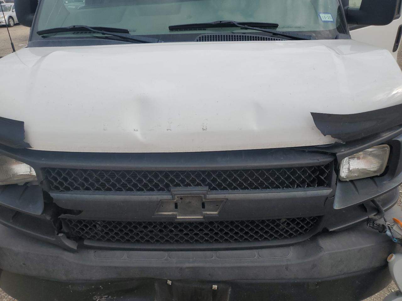 VIN 1GCWGAFF8G1211880 2016 CHEVROLET EXPRESS no.11