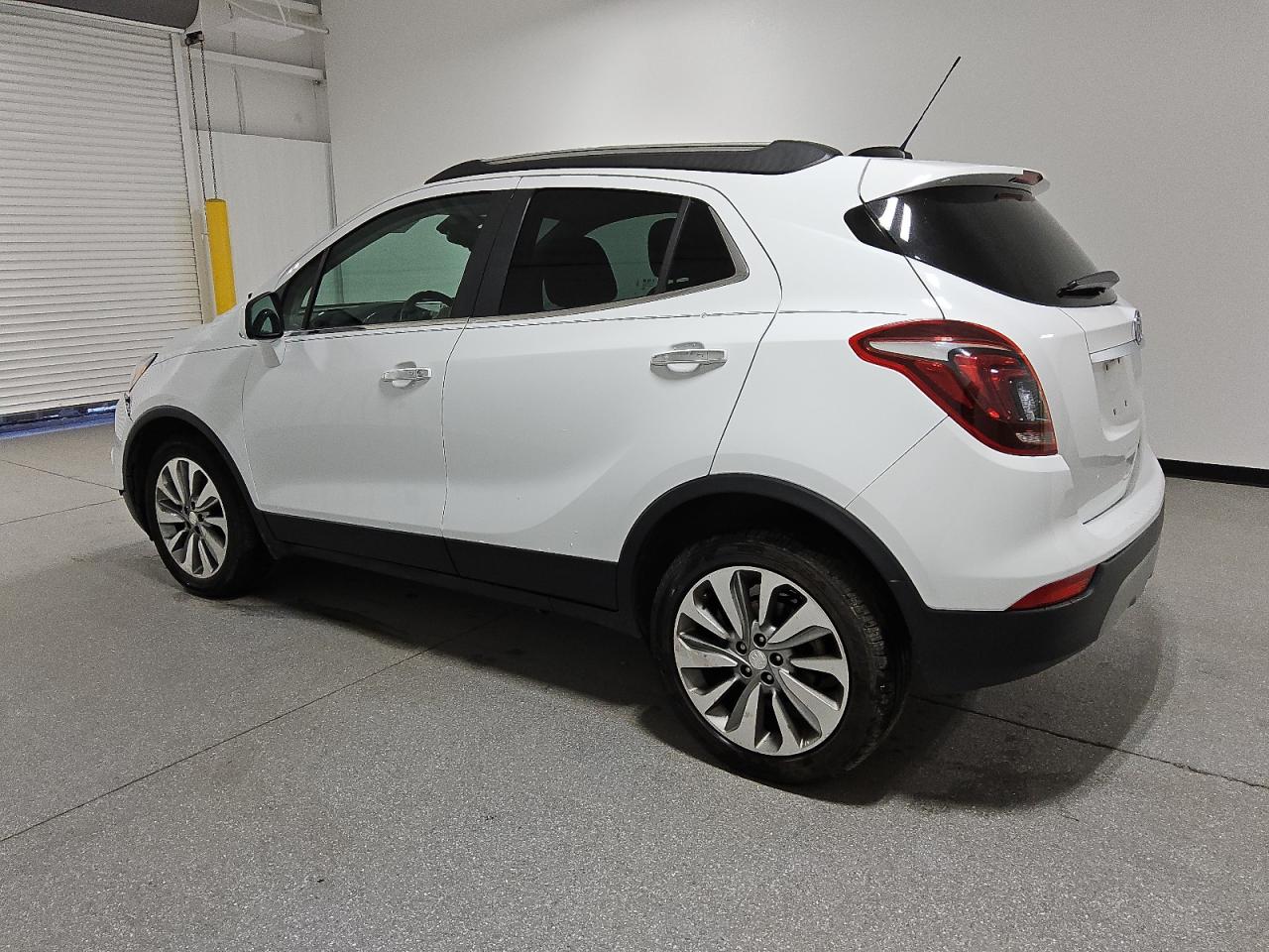 VIN KL4CJASB1LB048169 2020 BUICK ENCORE no.2