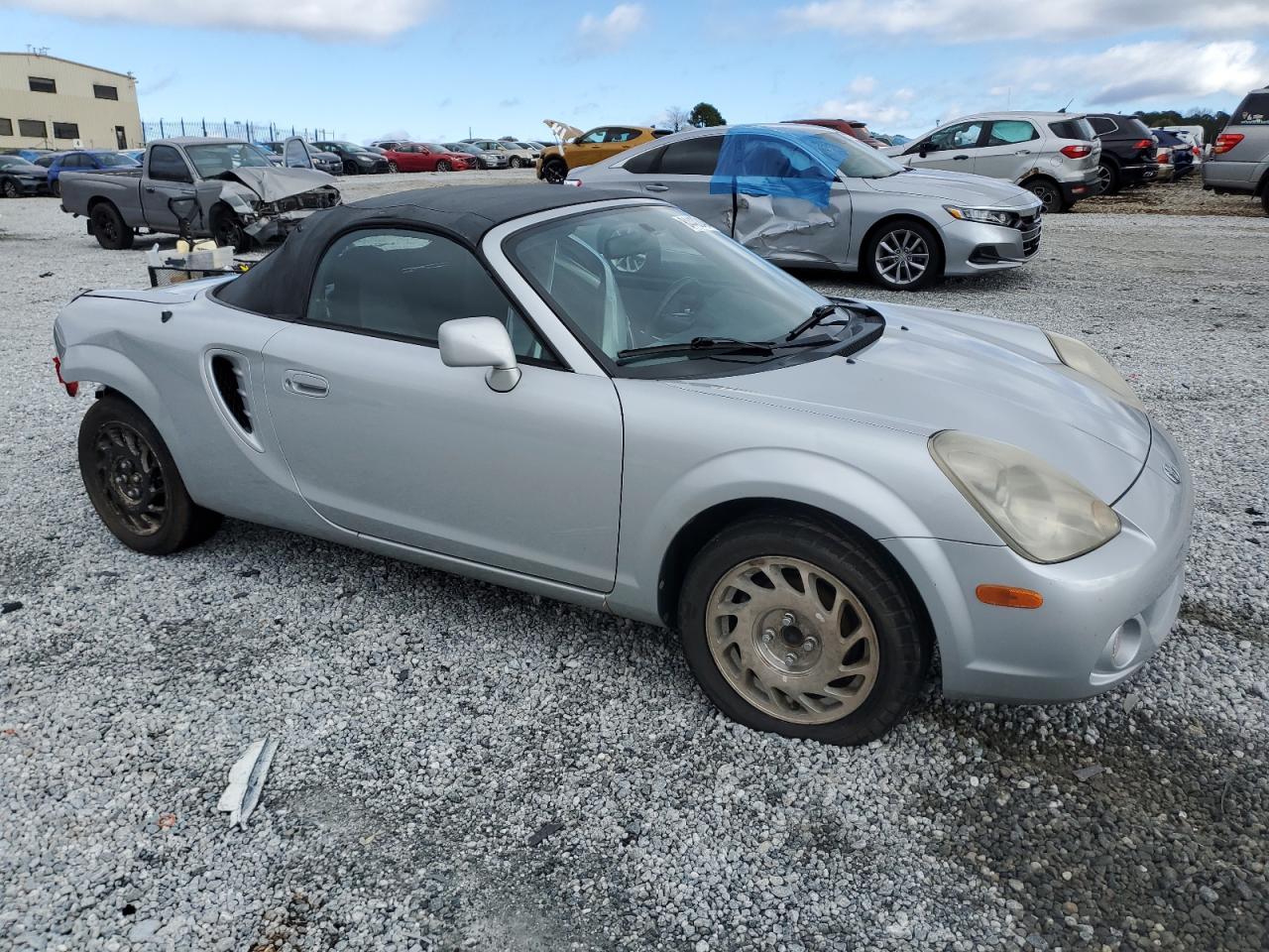 2005 Toyota MR2 - Image 4