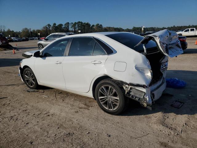  TOYOTA CAMRY 2016 Biały