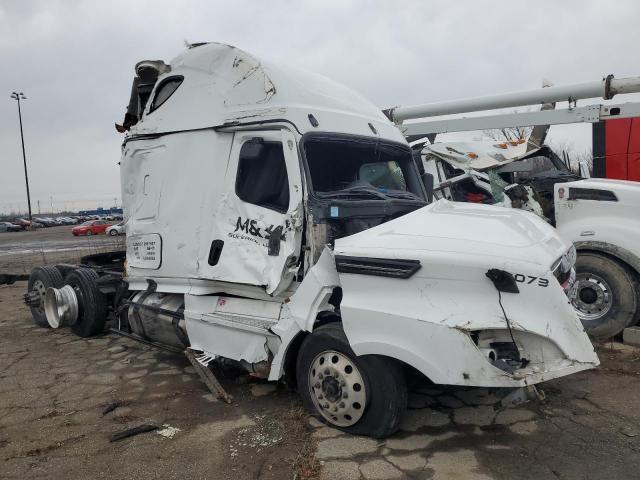 2020 Freightliner Cascadia 126 