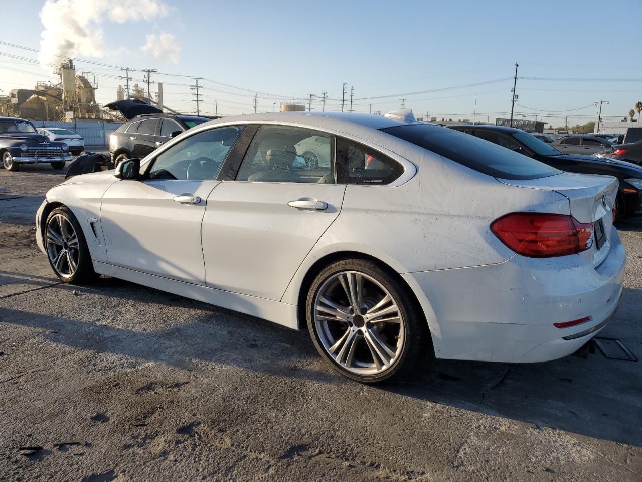 VIN WBA4A9C58GGL89642 2016 BMW 4 SERIES no.2