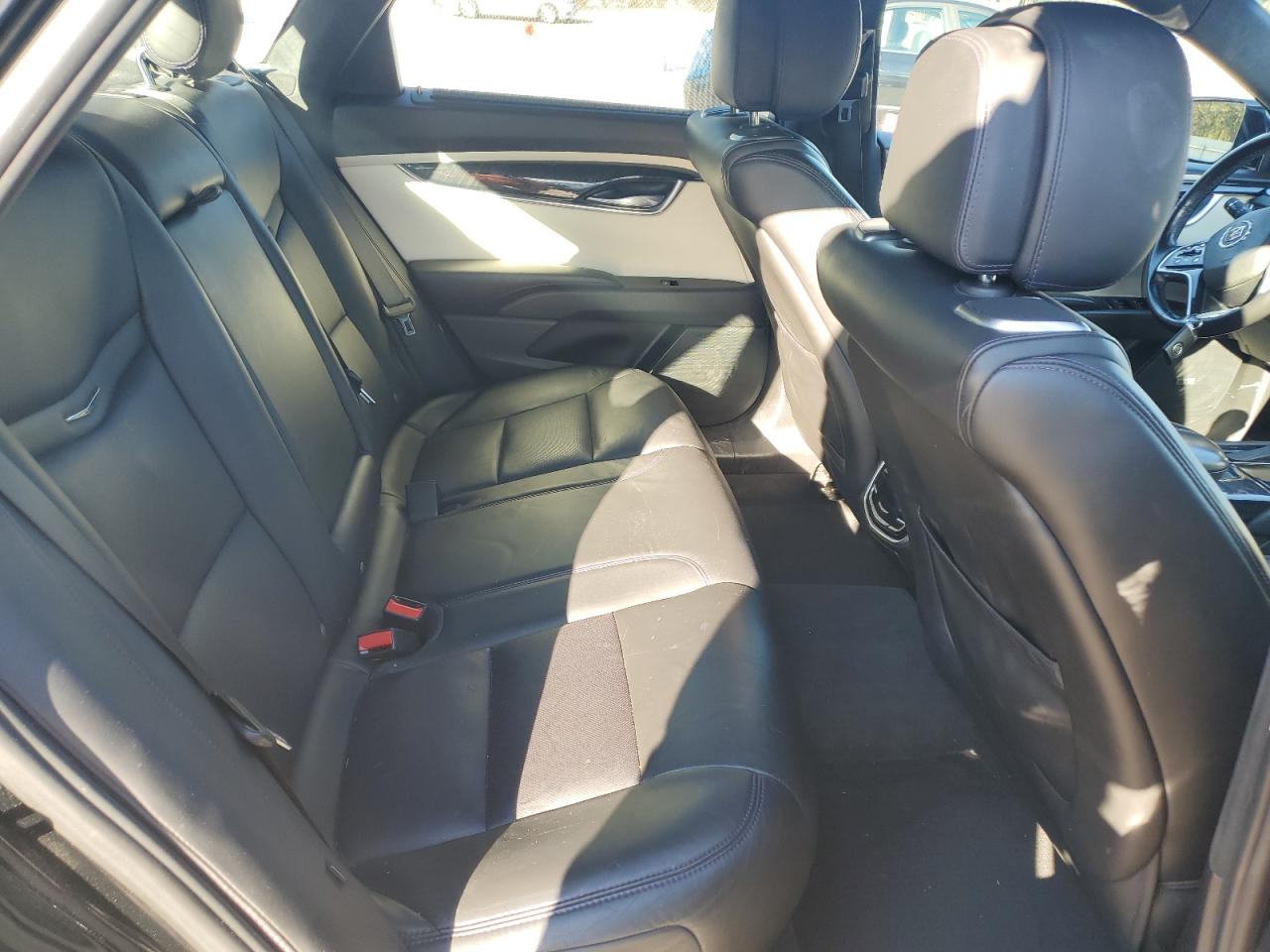 2013 Cadillac XTS - Image 10