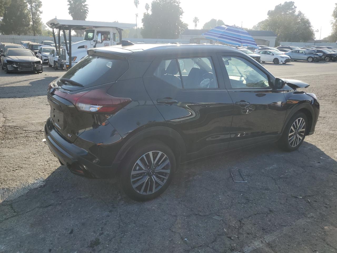2024 Nissan Kicks - Image 3