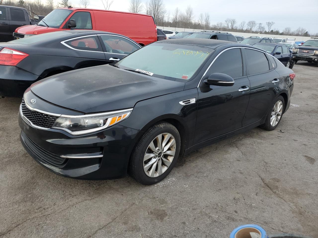 VIN 5XXGT4L3XGG061447 2016 KIA OPTIMA no.1