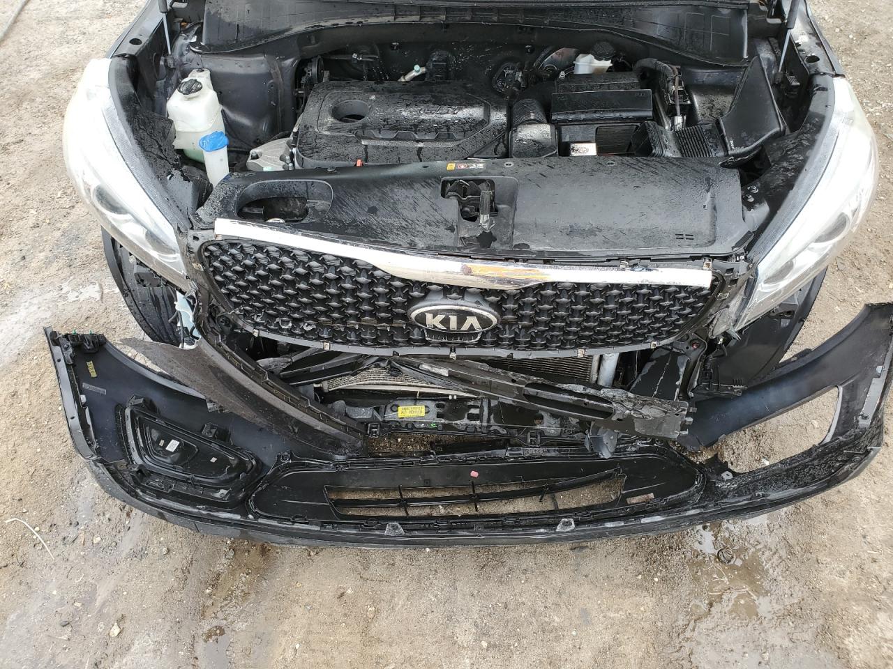 2016 Kia Sorento - Image 12