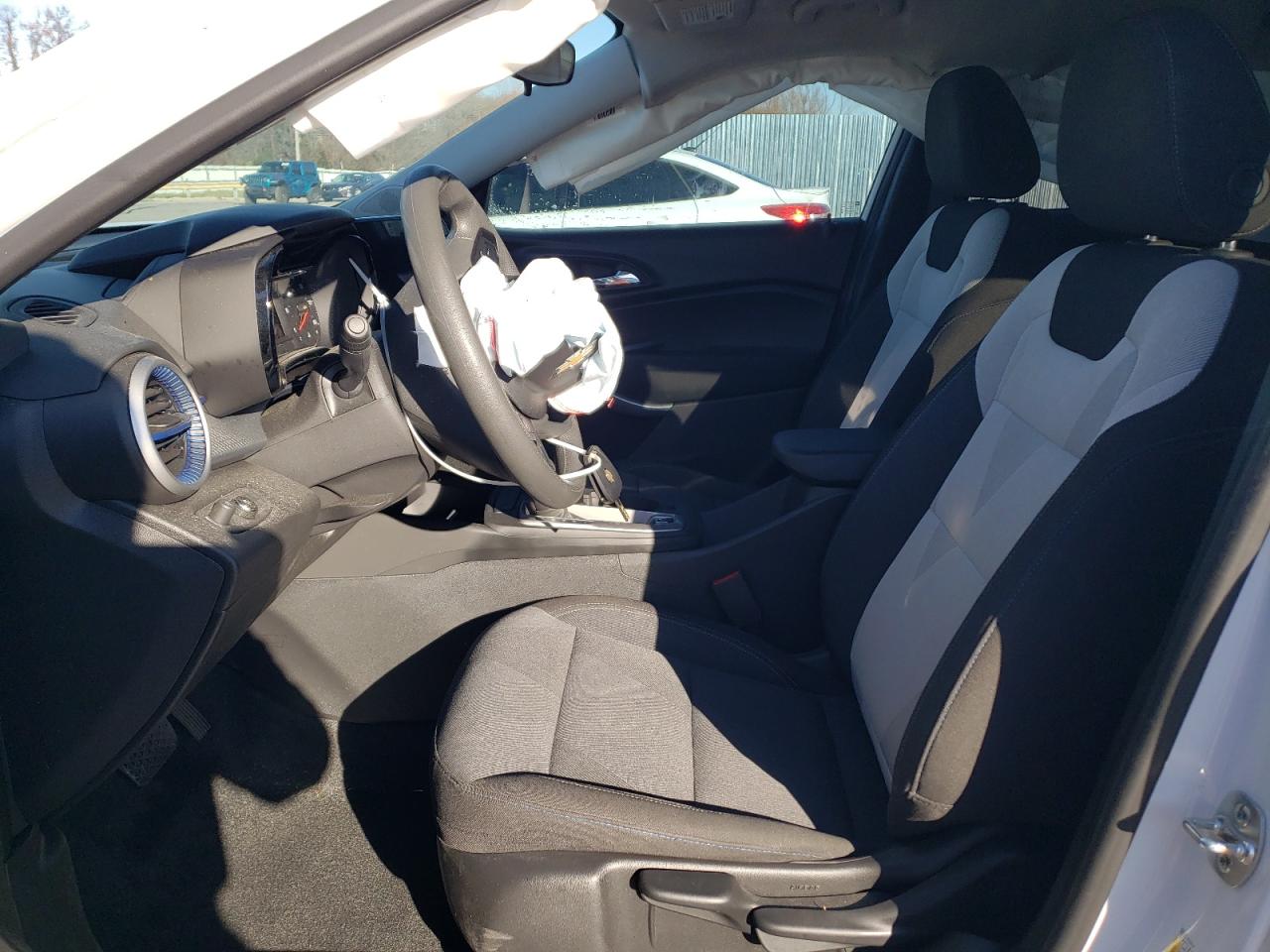 2024 Chevrolet Trax Ls VIN: KL77LFE24RC217711 Lot: 84653154