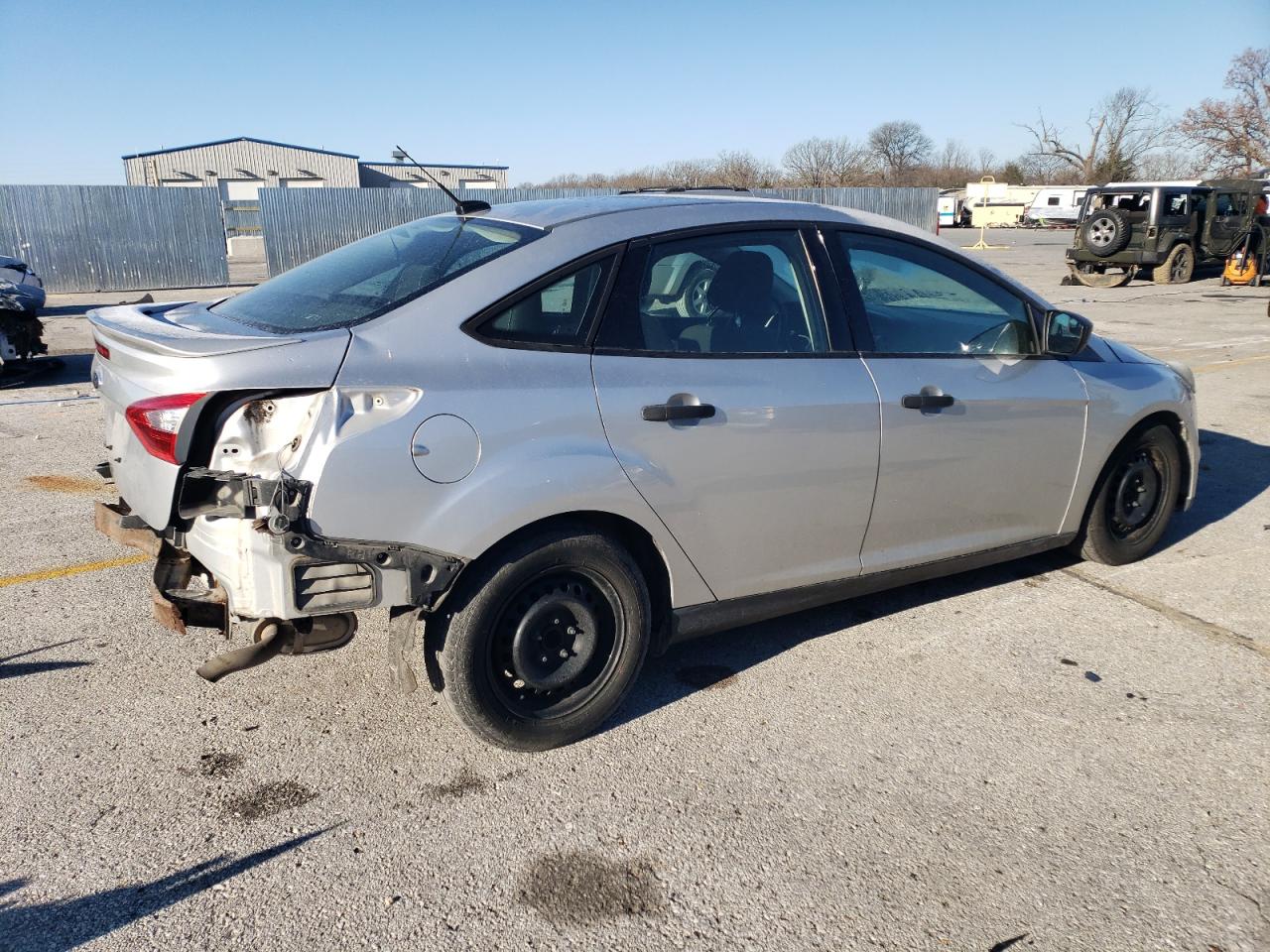 Image 3 of 2014 Ford Focus salvage vehicle - Lot #82687994 at Copart