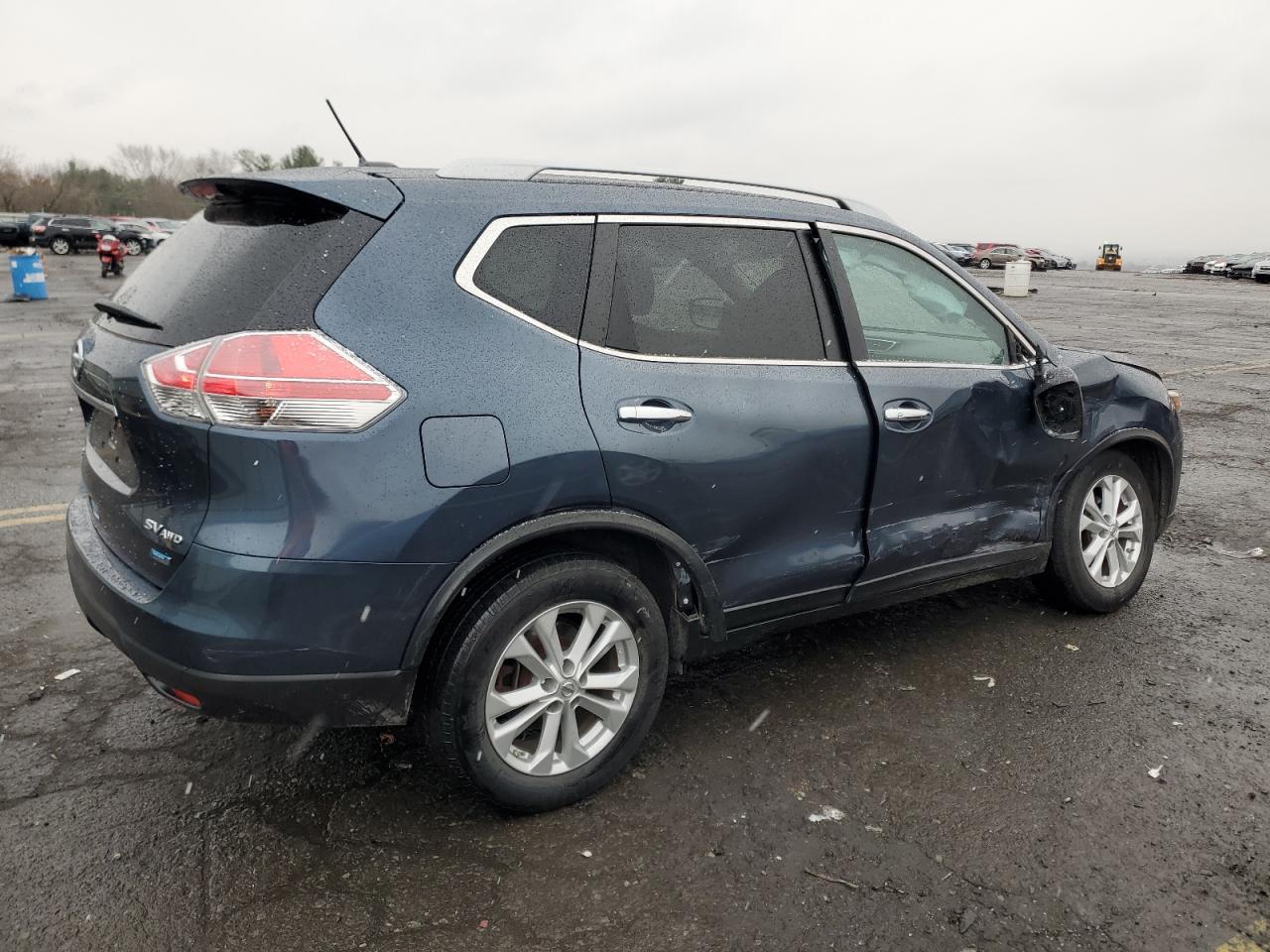 VIN 5N1AT2MV4EC815896 2014 NISSAN ROGUE no.3