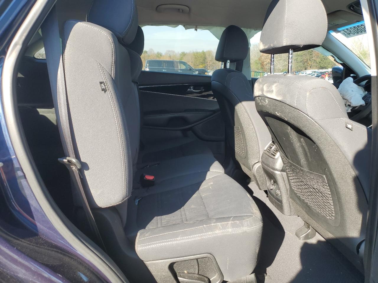 2019 Kia Sorento - Image 11