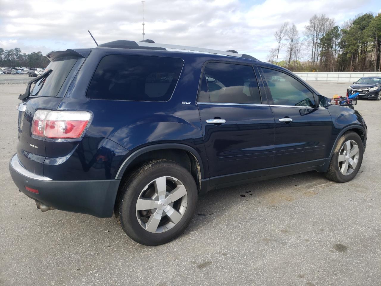 2012 GMC Acadia - Image 3