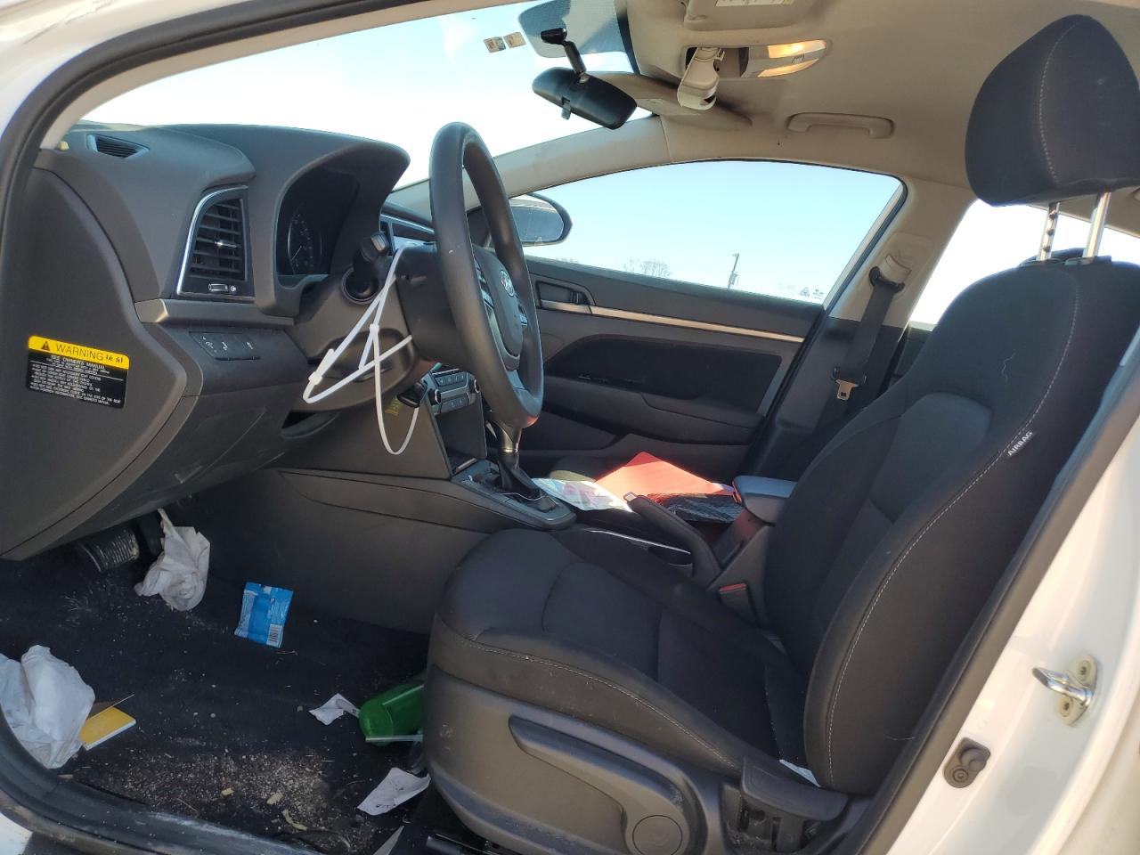 2018 Hyundai Elantra - Image 7