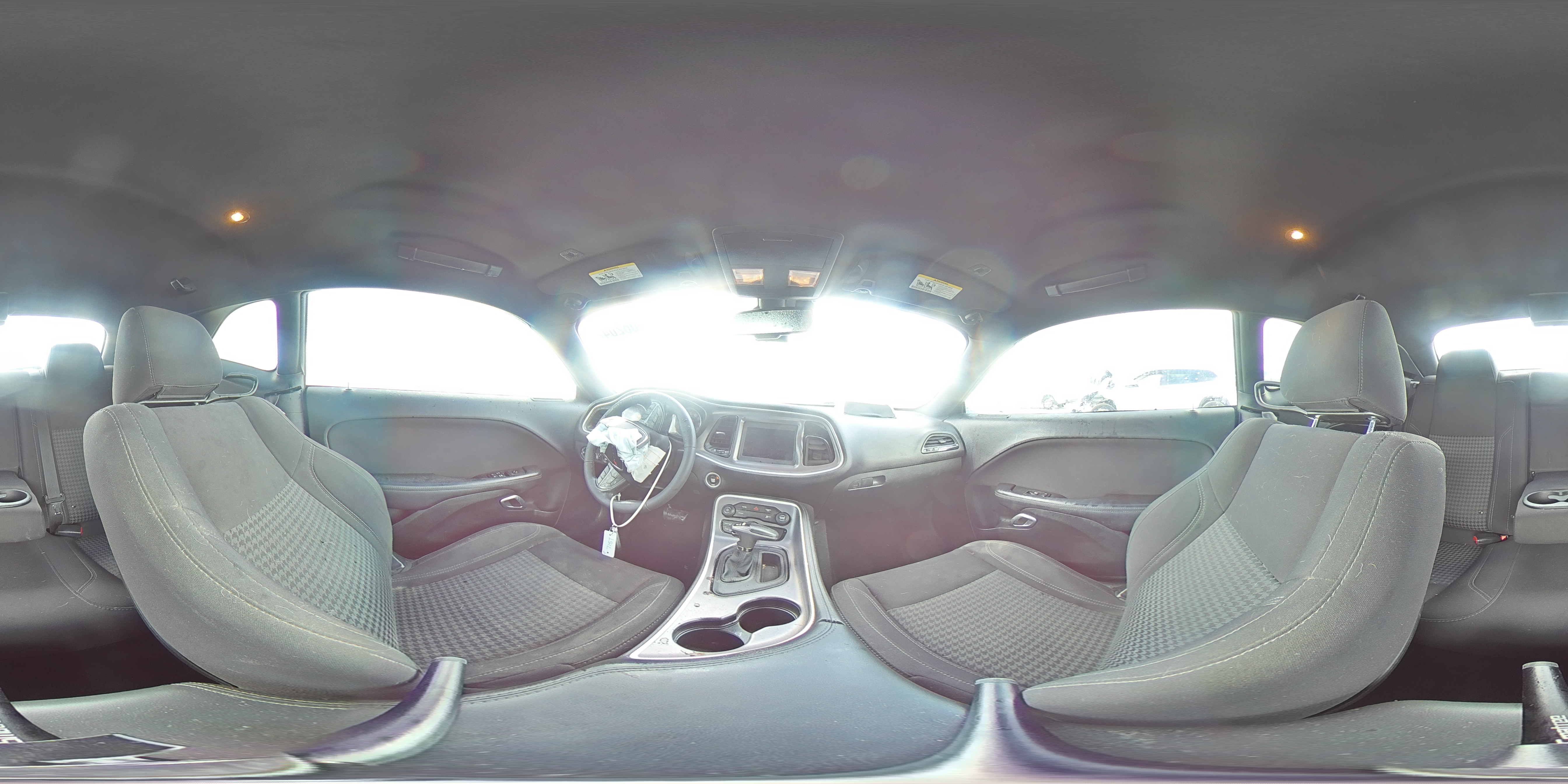 2019 Dodge Challenger - Image 16