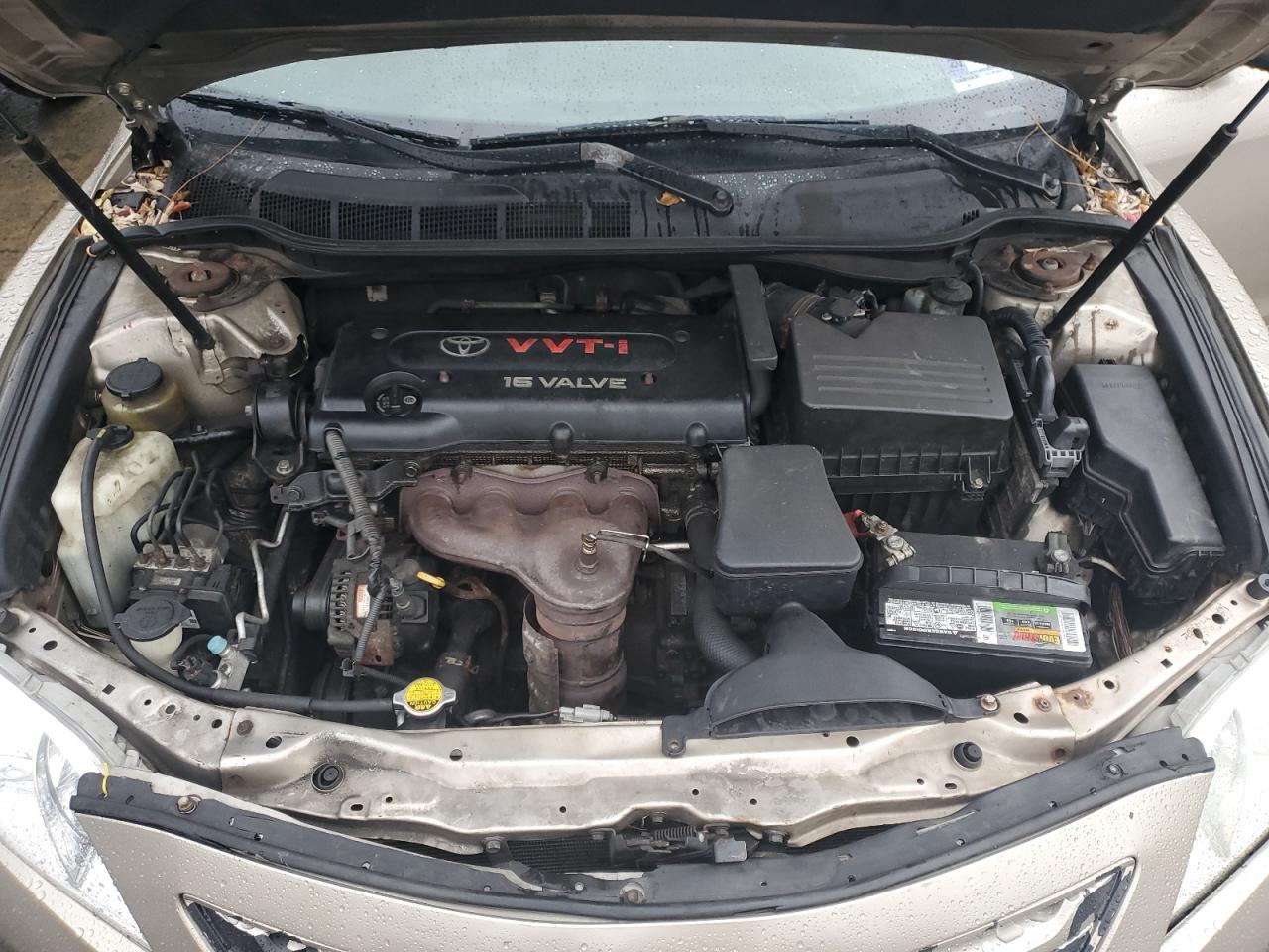 2009 Toyota Camry - Image 11