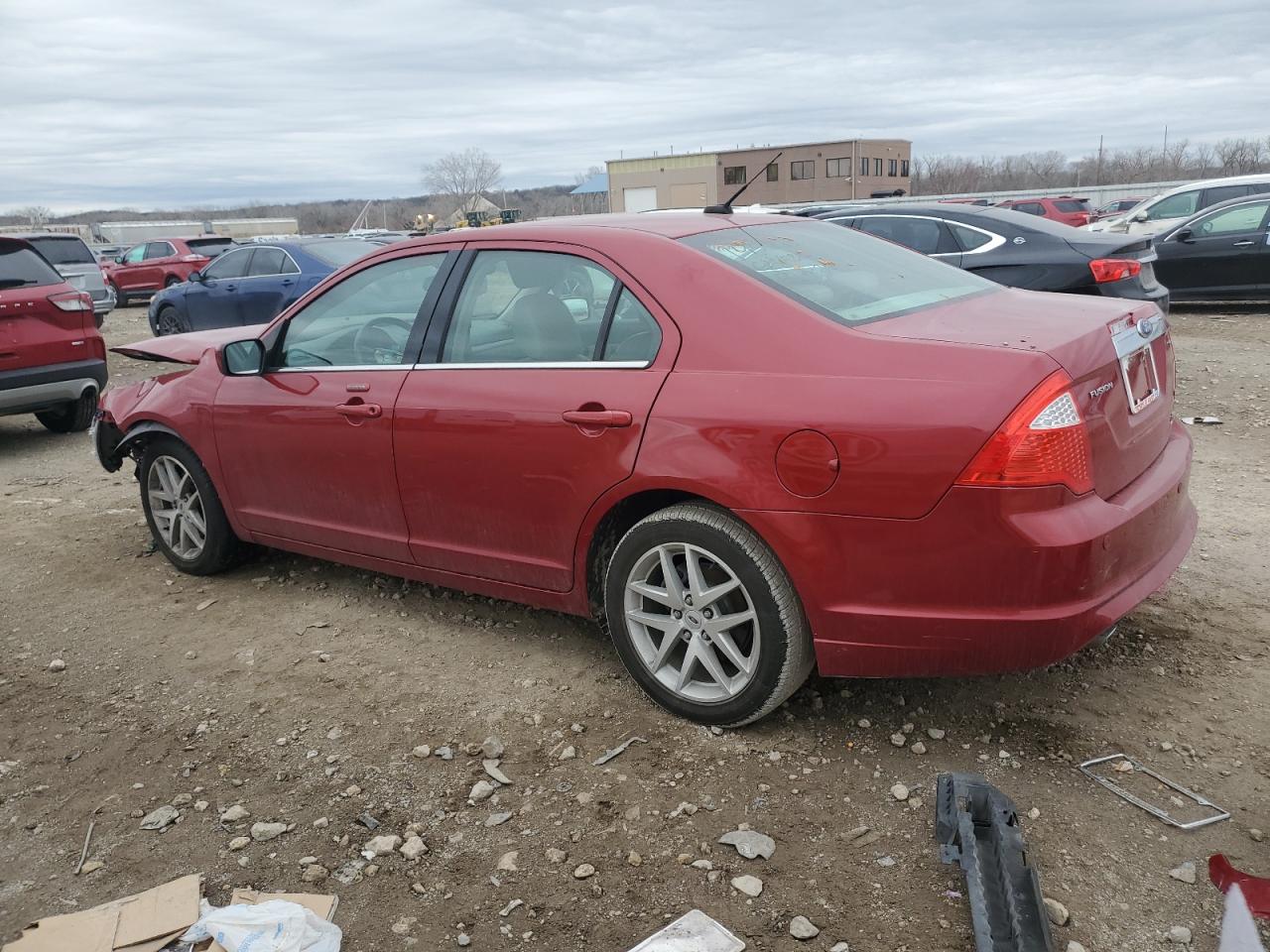 2010 Ford Fusion - Image 2
