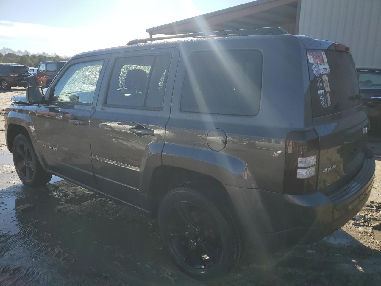 2017 Jeep Liberty (Patriot) - Image 2