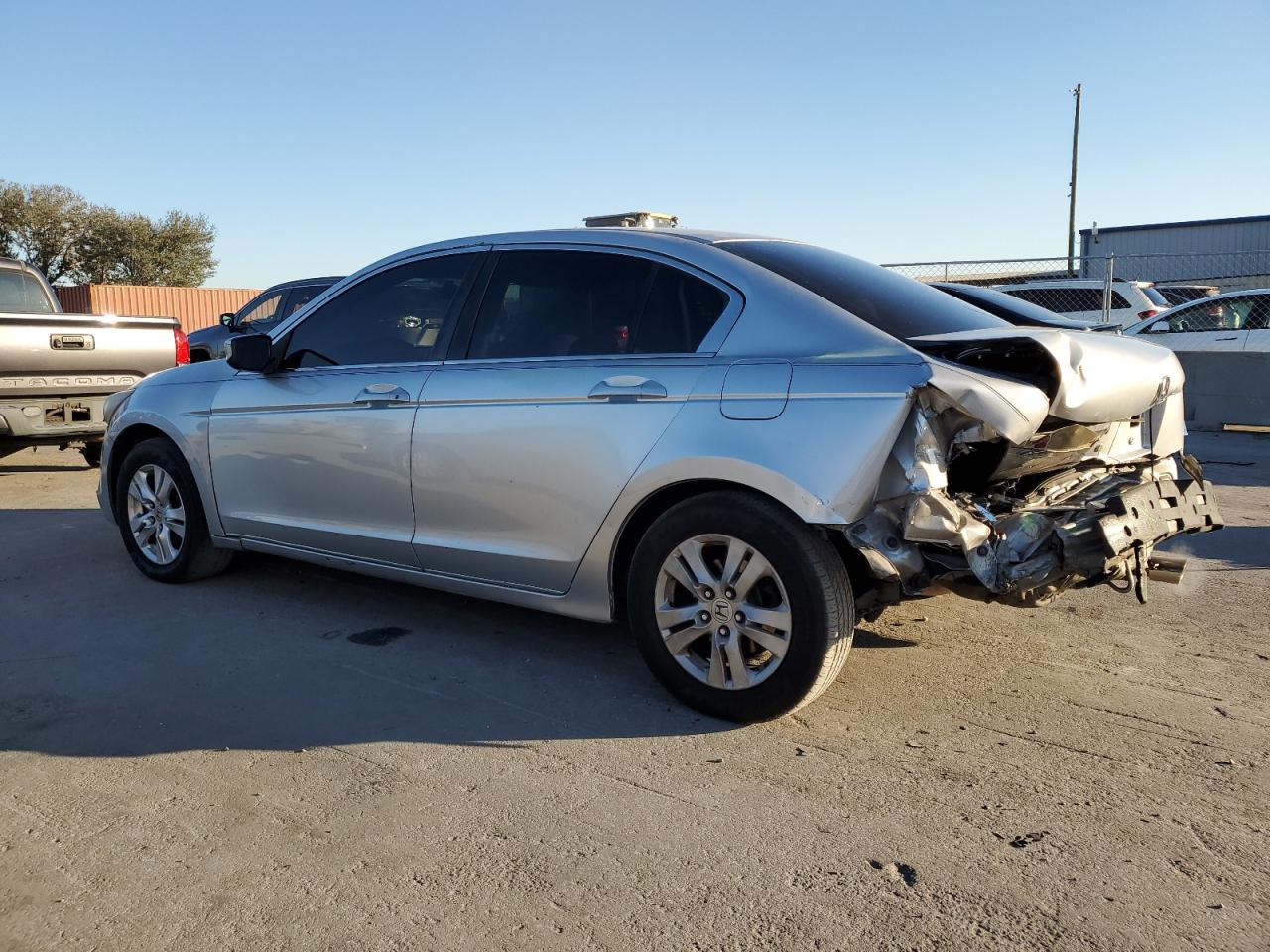 2009 Honda Accord - Image 2