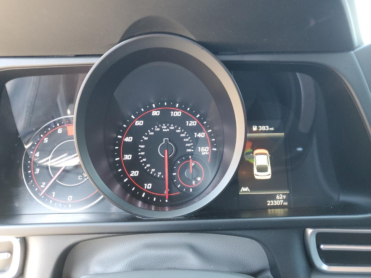 2023 Hyundai Elantra - Image 9