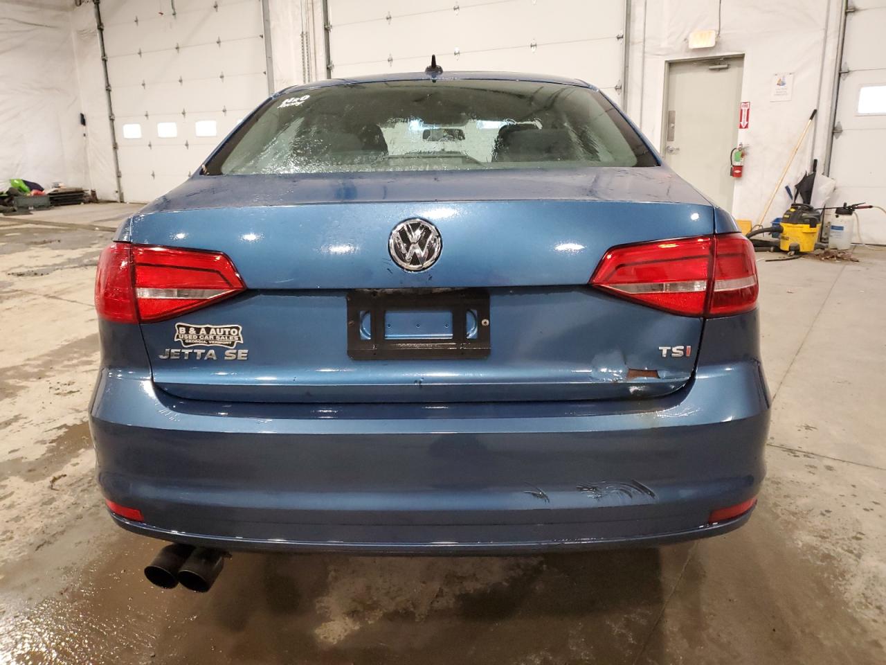 2015 Volkswagen Jetta - Image 6