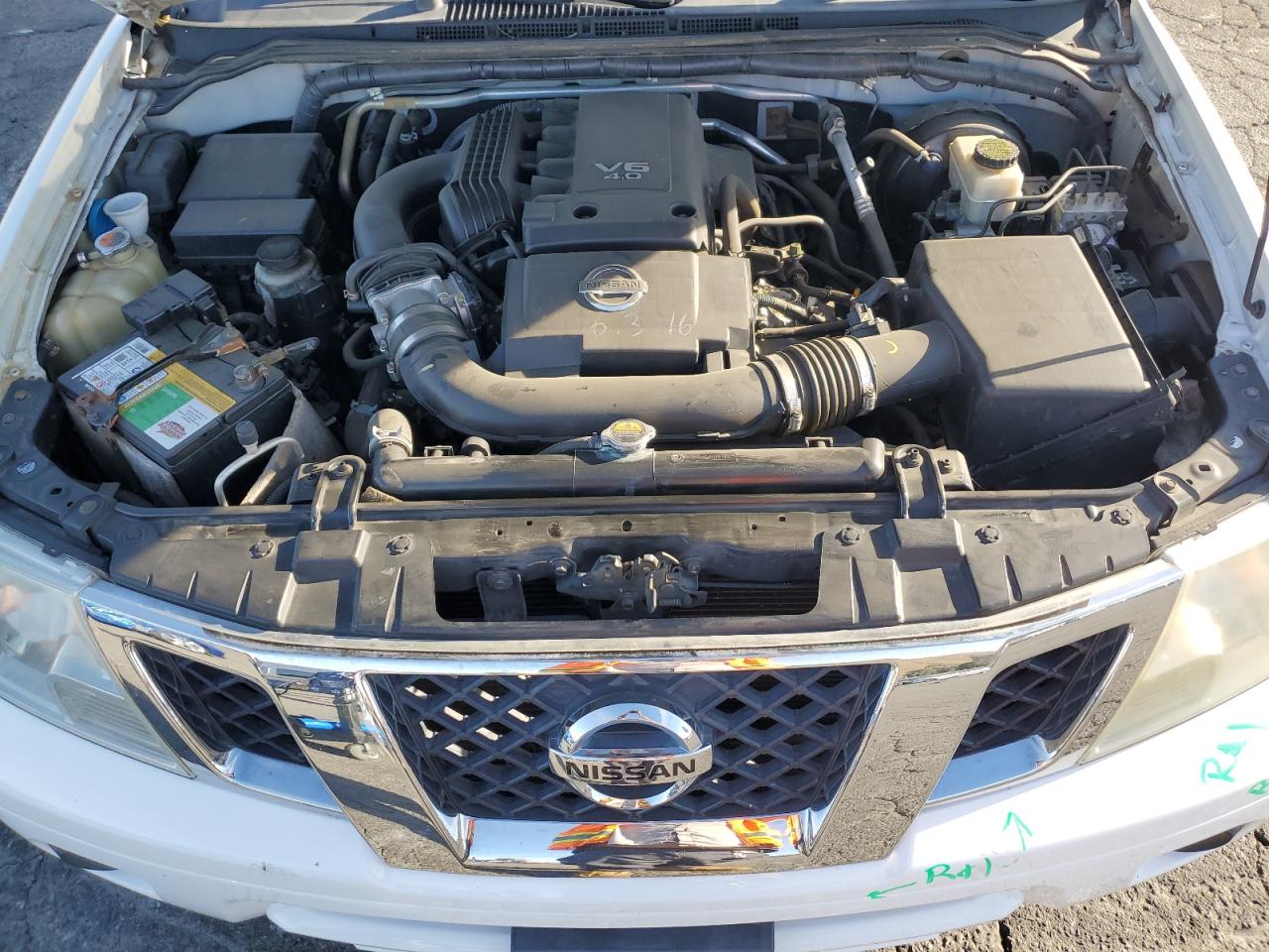 2016 Nissan Navara (Frontier) - Image 12
