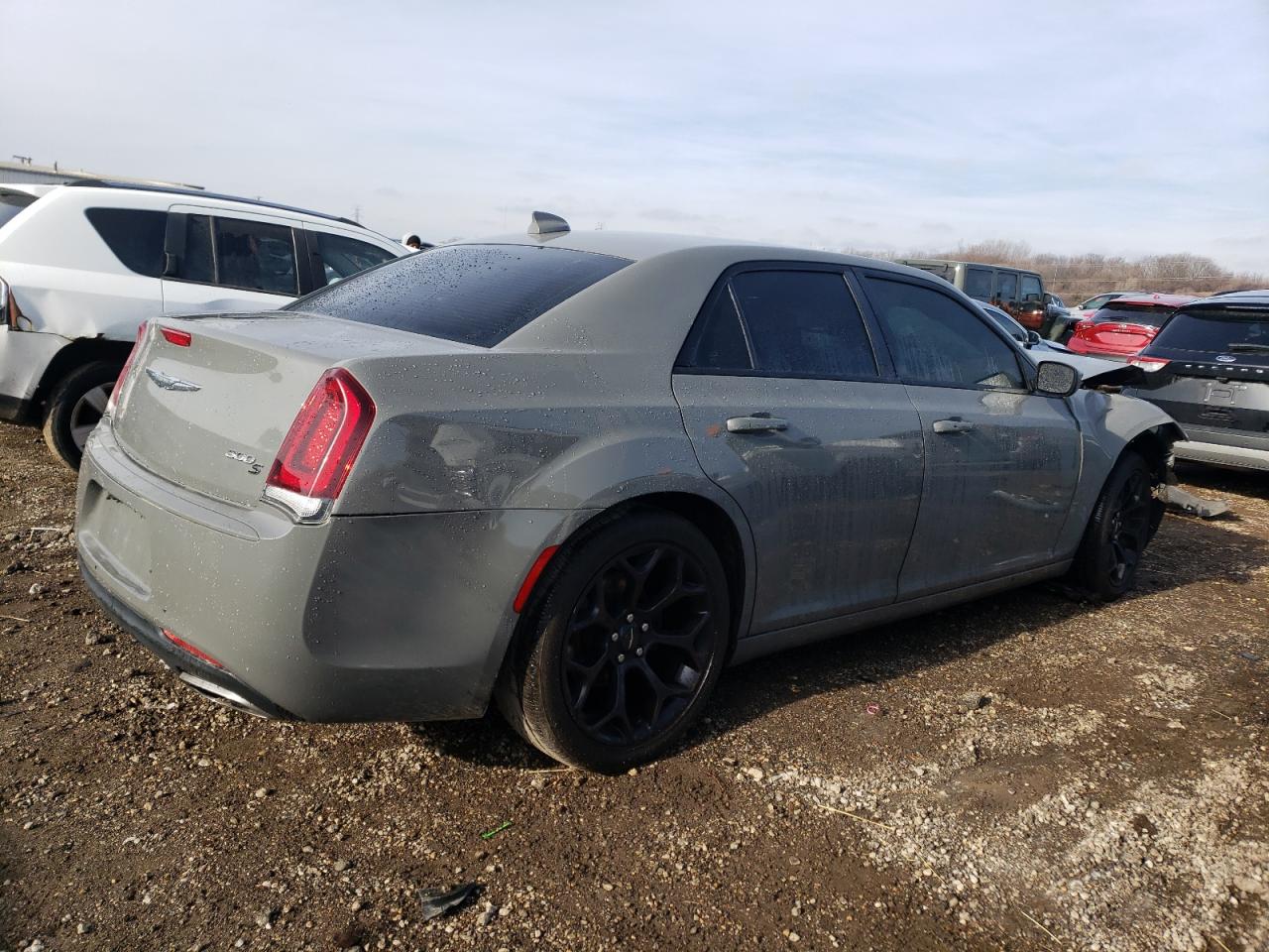 2019 Chrysler 300 - Image 3