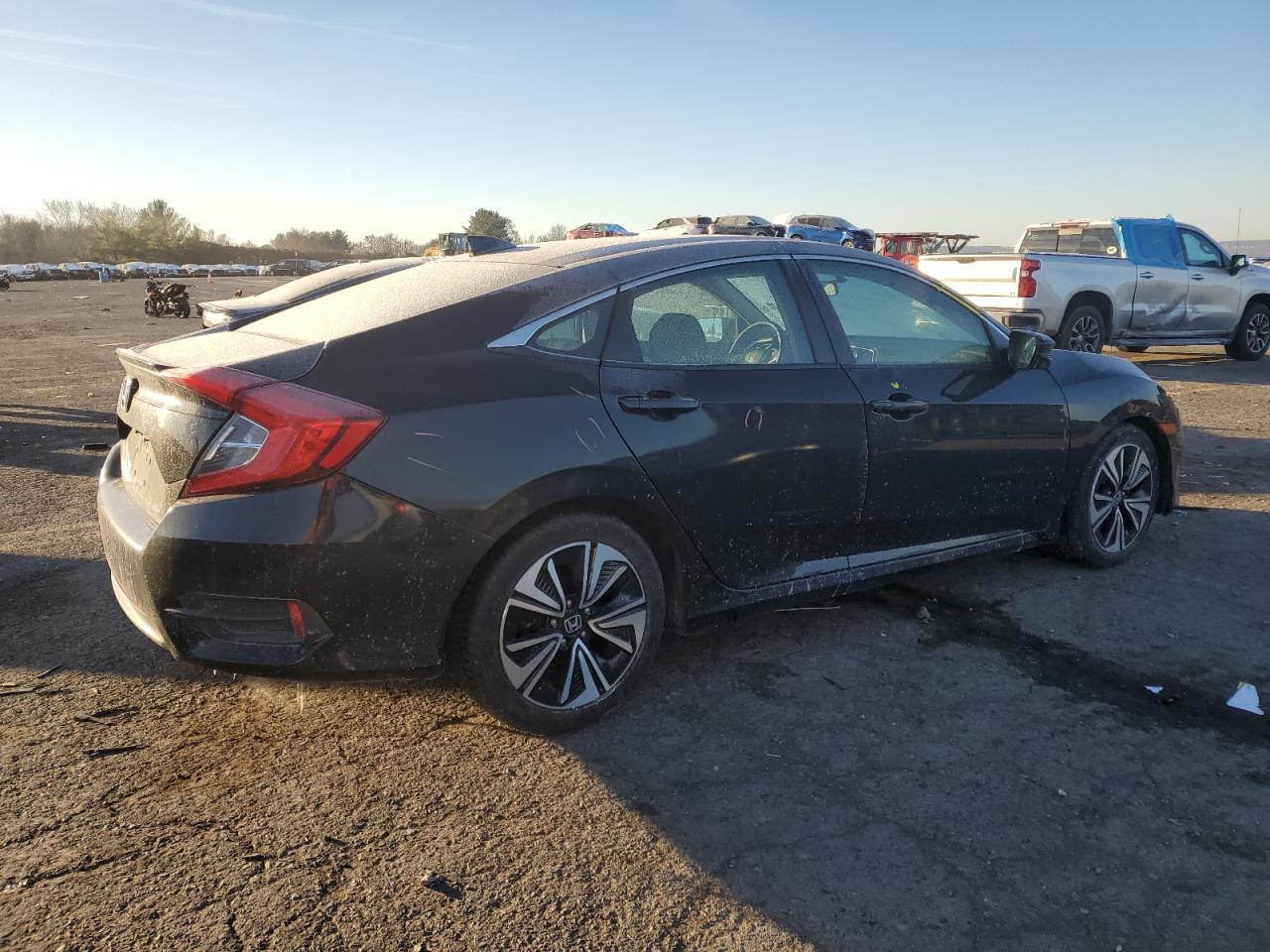 VIN 2HGFC1F32GH650884 2016 HONDA CIVIC no.3