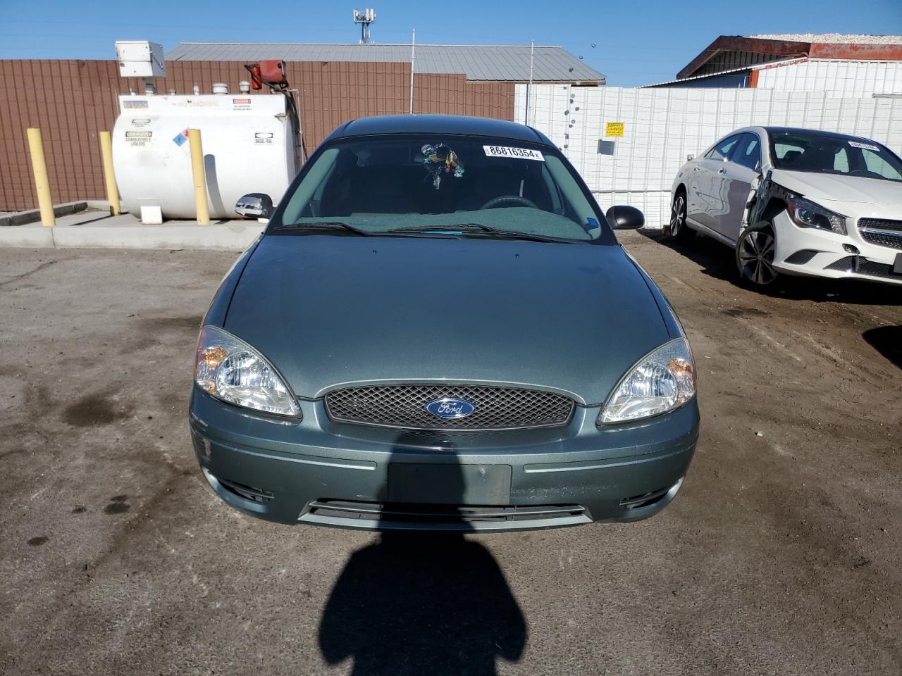 2006 Ford Taurus Se VIN: 1FAFP53U96A132197 Lot: 86816354