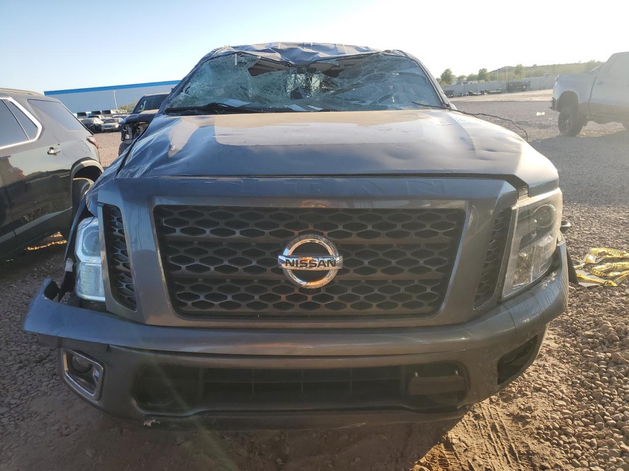 VIN 1N6AA1E59KN527002 2019 NISSAN TITAN no.5