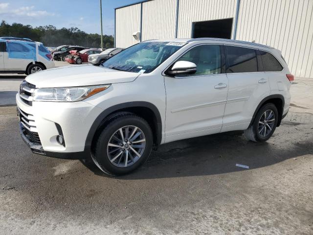  TOYOTA HIGHLANDER 2018 Белы