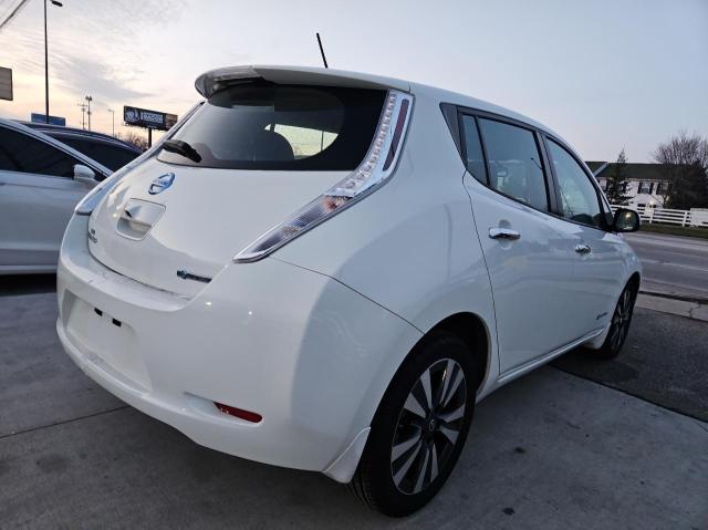 Hatchbacks NISSAN LEAF 2016 Biały