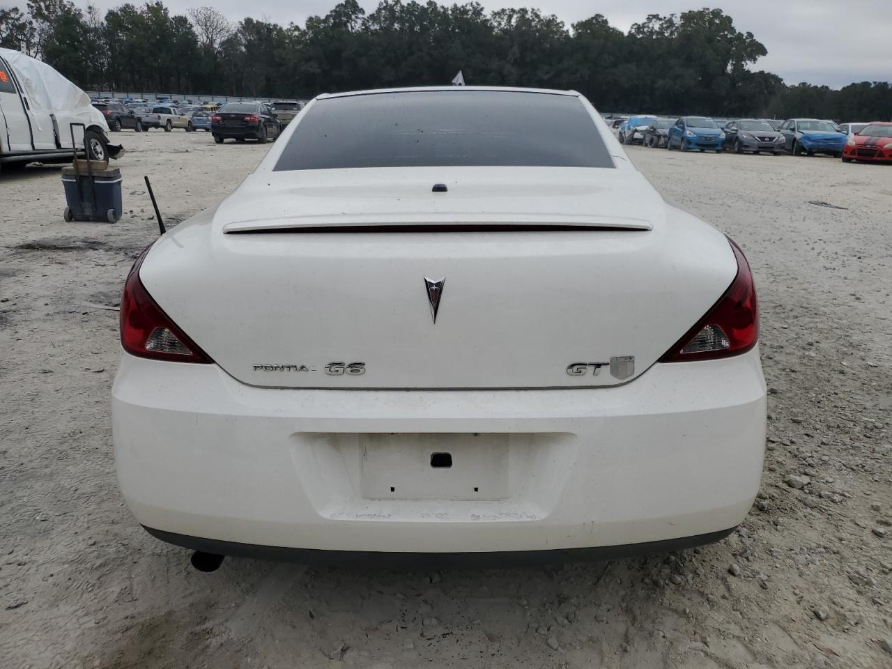 2007 Pontiac G6 - Image 6
