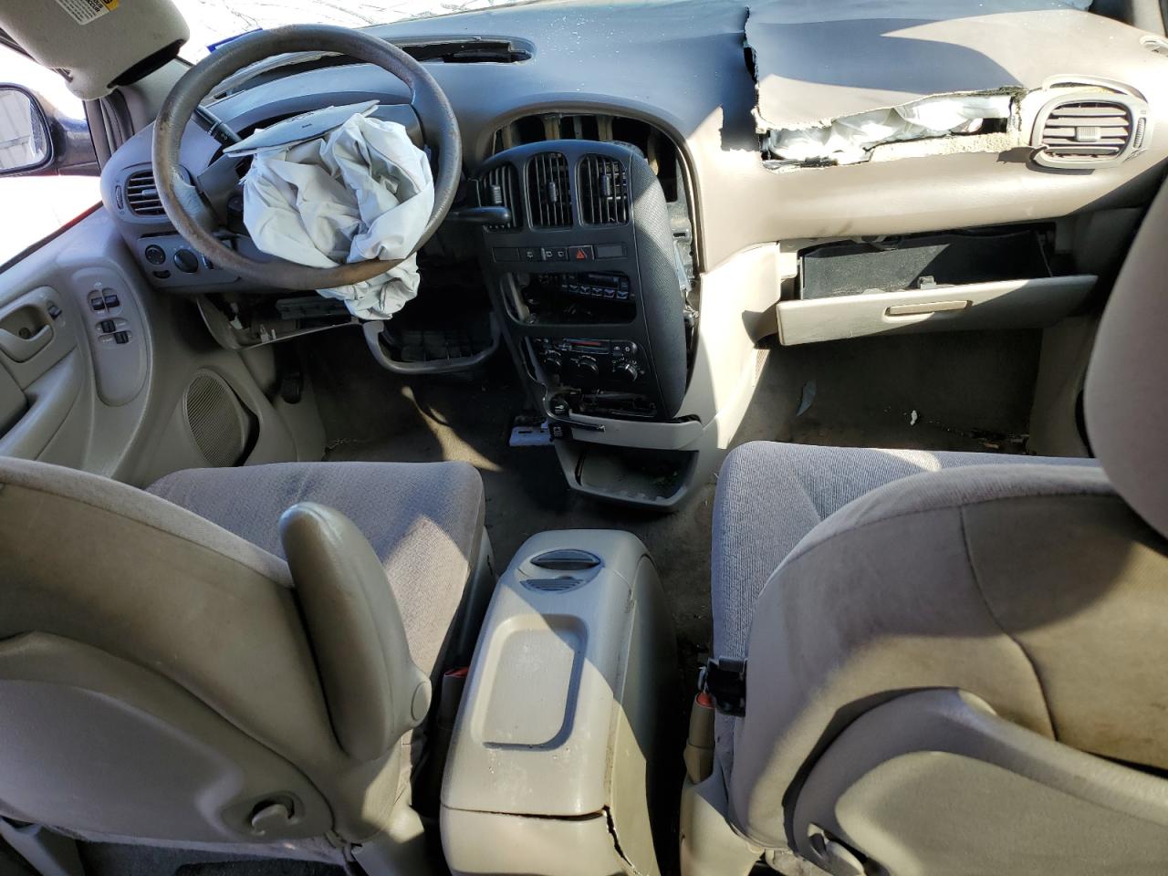 2002 Dodge Grand Caravan Ex VIN: 2B8GP74L52R522148 Lot: 43284845