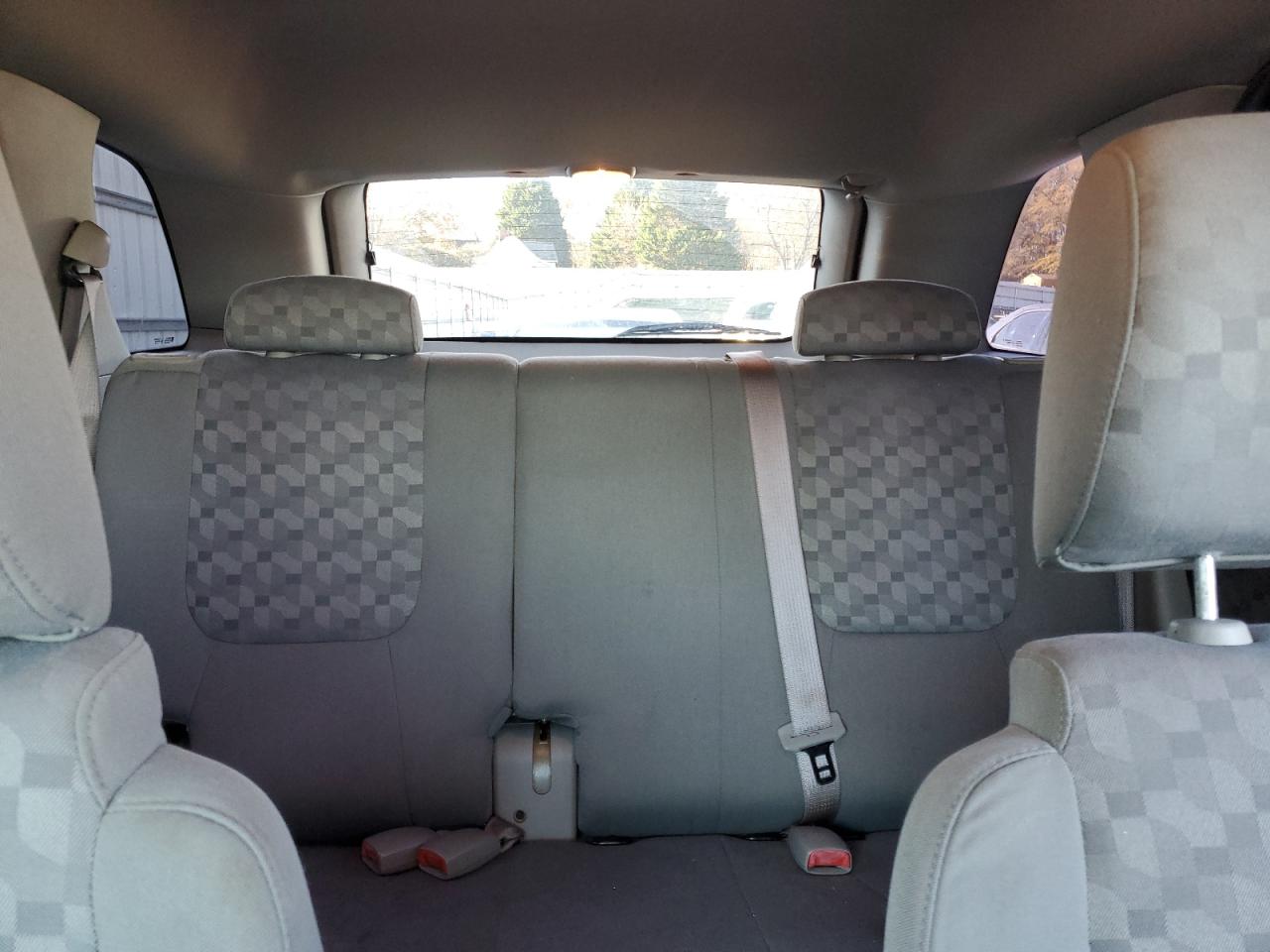 2007 Chevrolet Equinox - Image 10