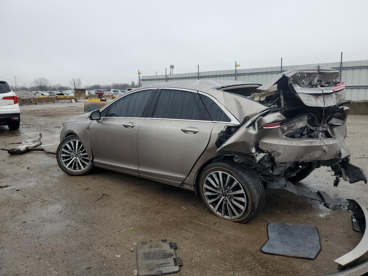 2019 Lincoln MKZ - Image 2