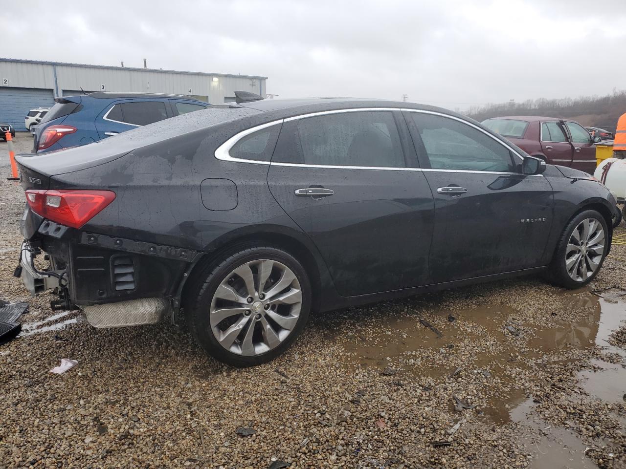 2018 Chevrolet Malibu - Image 3