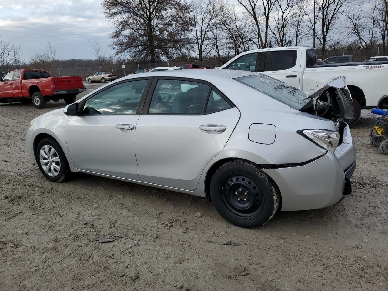 VIN 5YFBURHE8FP222415 2015 TOYOTA COROLLA no.2