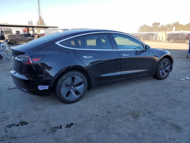  TESLA MODEL 3 2018 Чорний