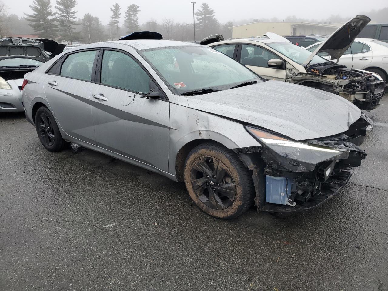 2021 Hyundai Elantra - Image 4
