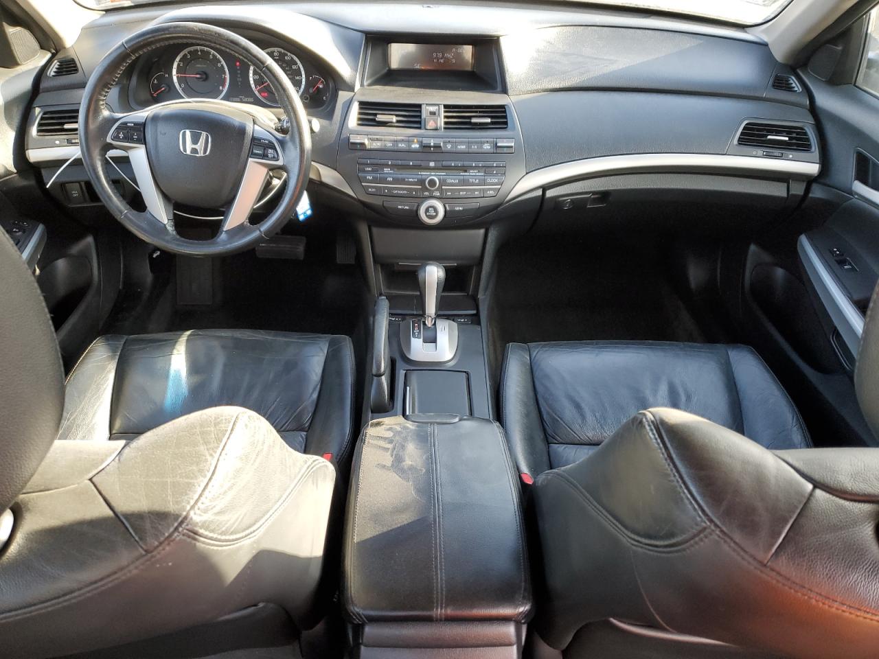 2009 Honda Accord - Image 8