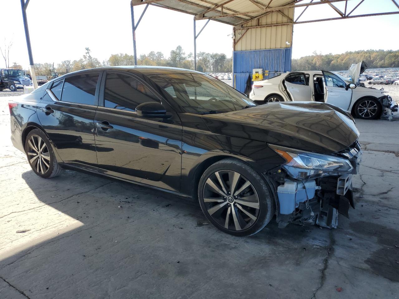 2019 Nissan Altima - Image 4