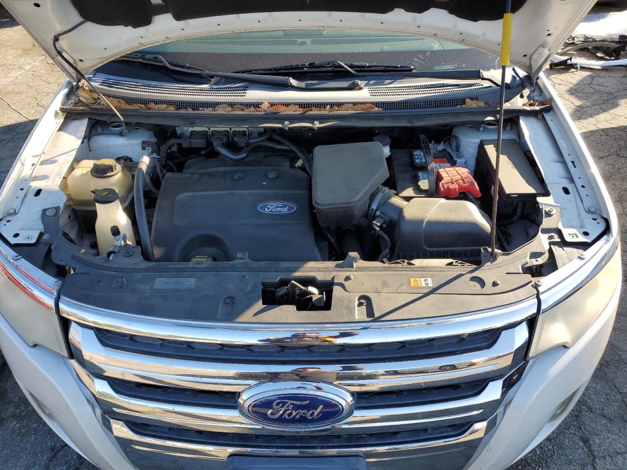 2011 Ford Edge - Image 12