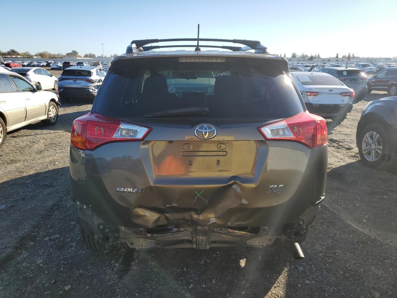 VIN 2T3RFREV5DW107514 2013 TOYOTA RAV4 no.6