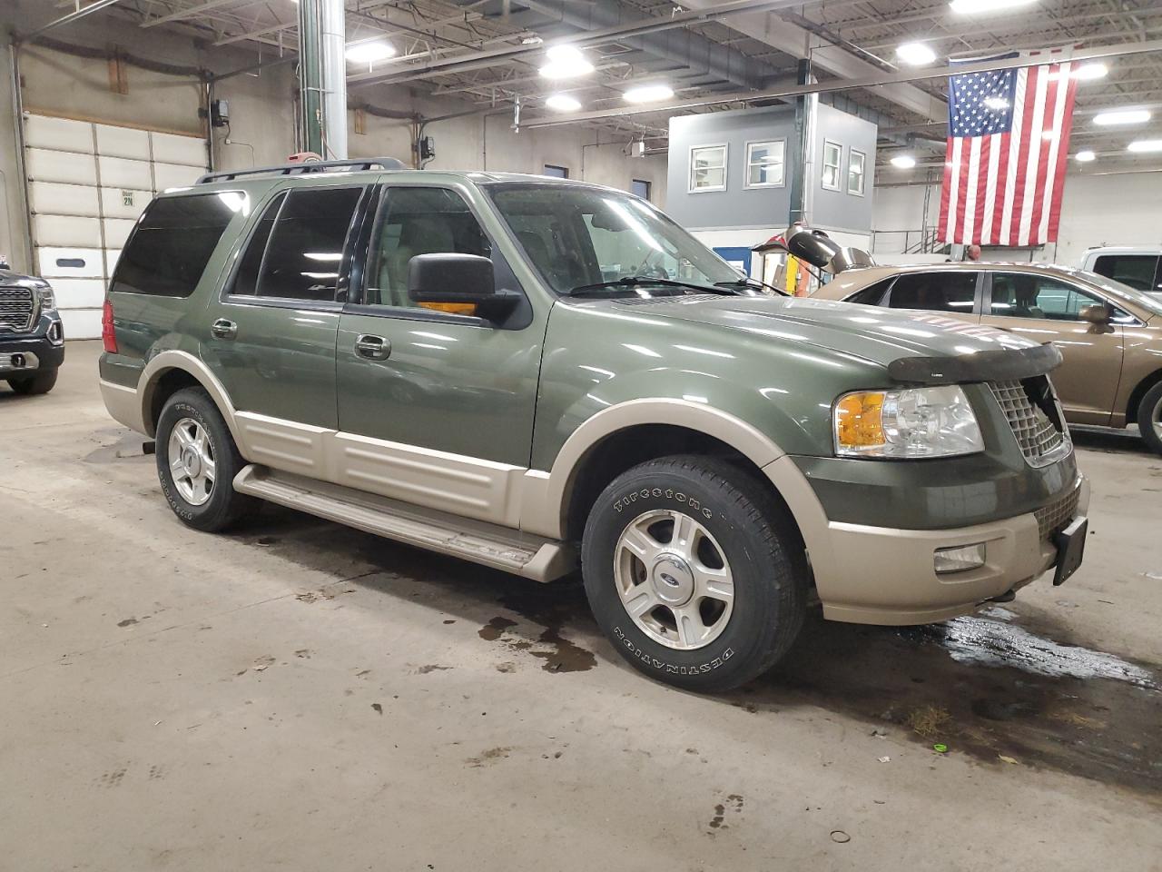 2005 Ford Expedition - Image 4