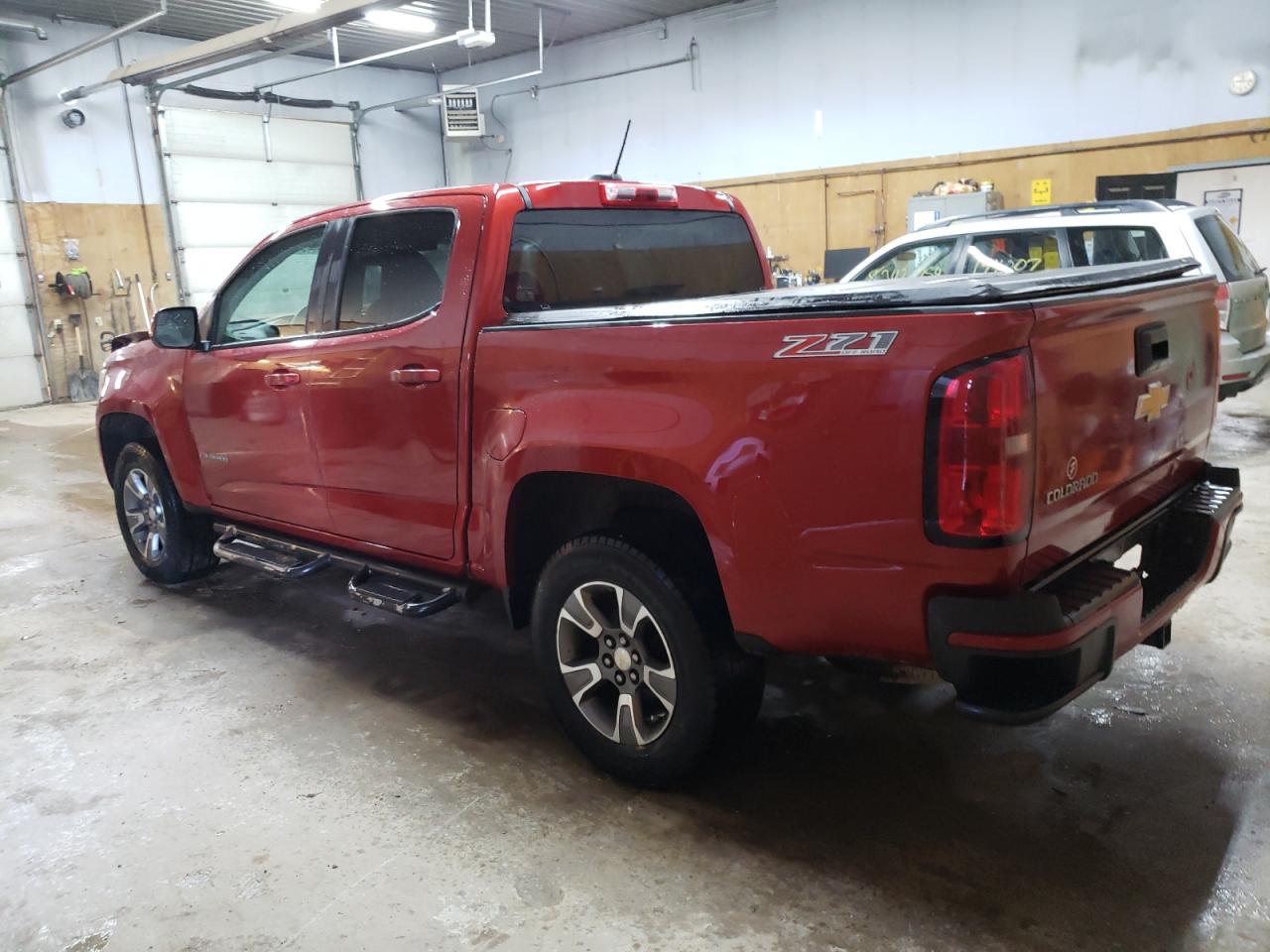 2015 Chevrolet Colorado - Image 2