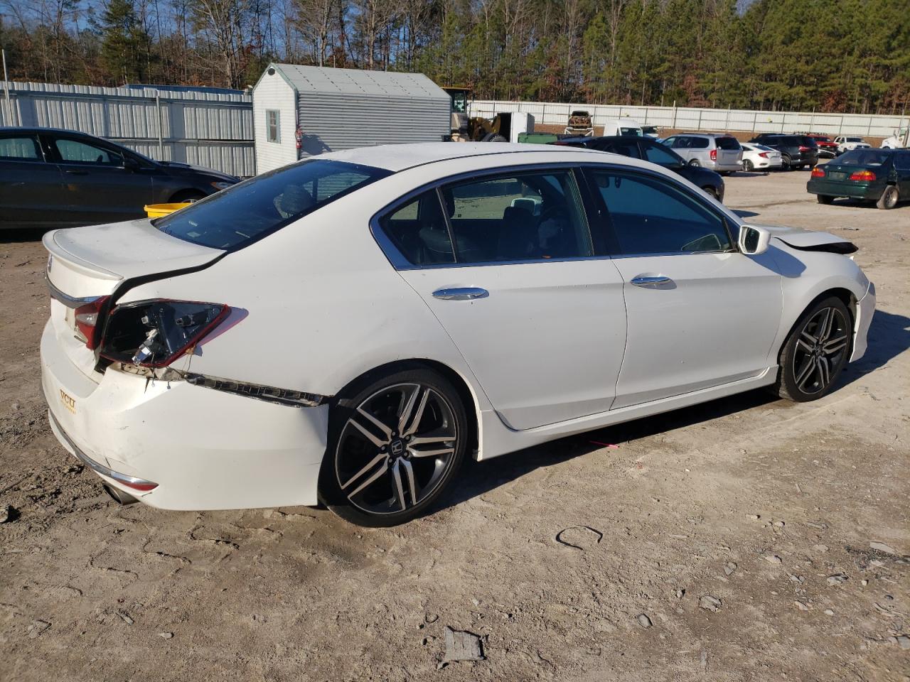 VIN 1HGCR2F57HA227291 2017 HONDA ACCORD no.3