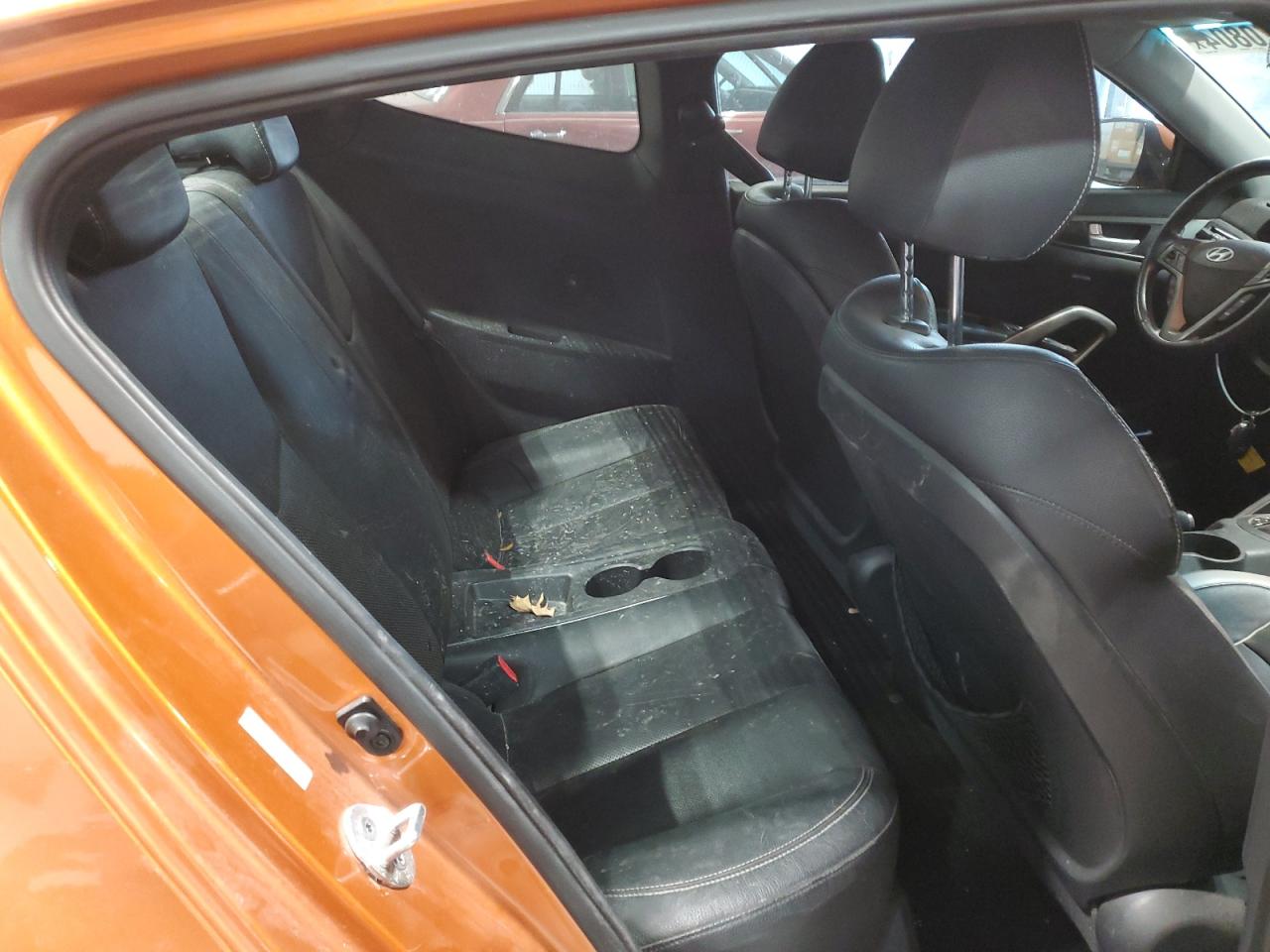 2013 Hyundai Veloster - Image 10