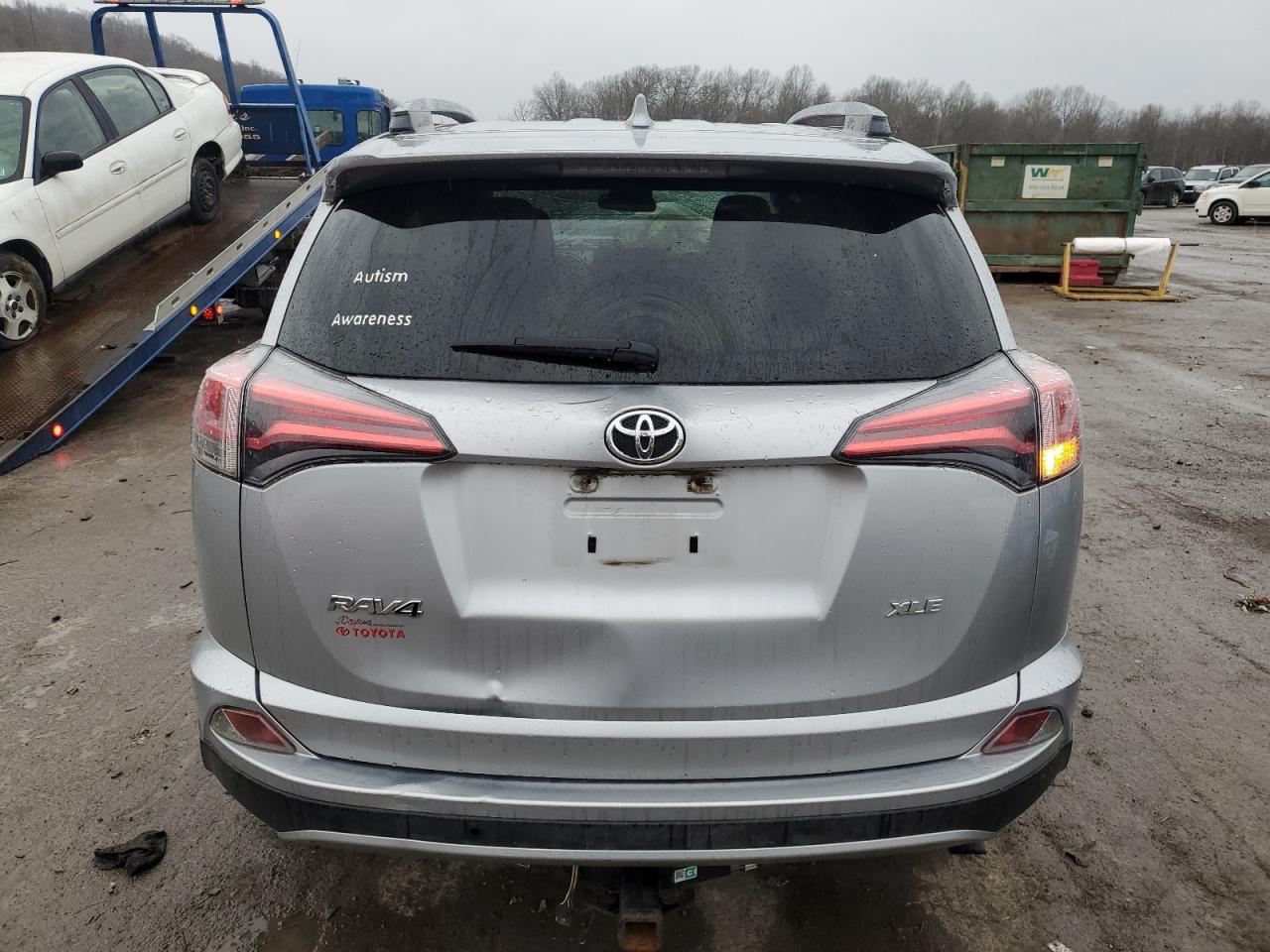 VIN JTMWFREV4JJ163067 2018 TOYOTA RAV4 no.6