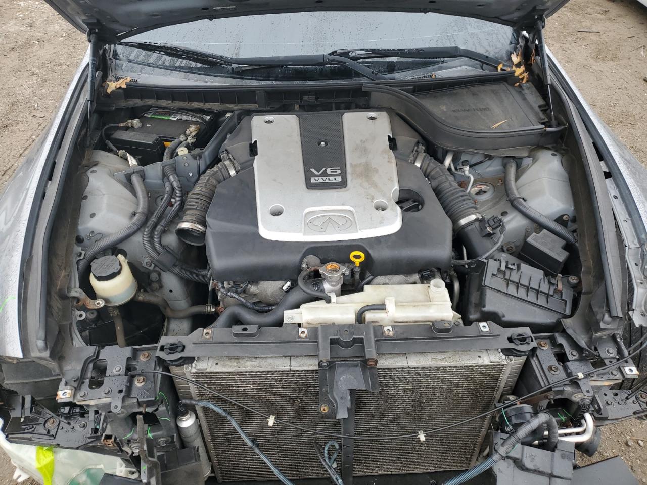 2011 Infiniti G - Image 11