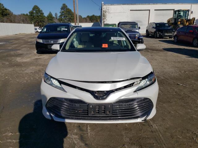  TOYOTA CAMRY 2019 White