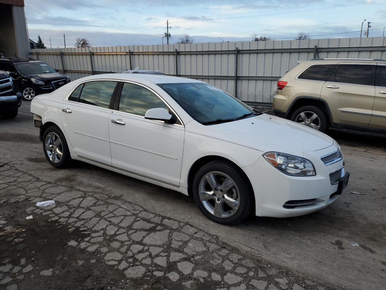 2011 Chevrolet Malibu - Image 4